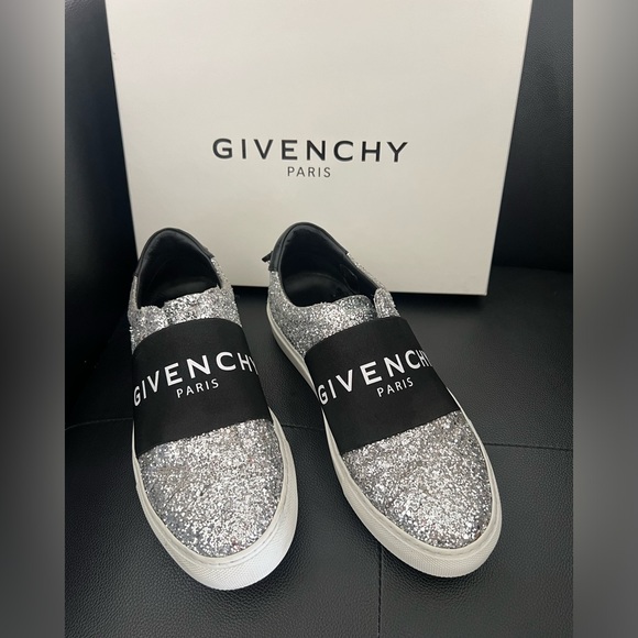 Givenchy Women’s sneakers - Picture 1 of 4